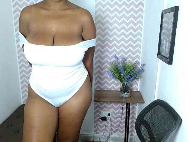ShantalCarson webcam