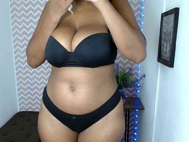 ShantalCarson webcam
