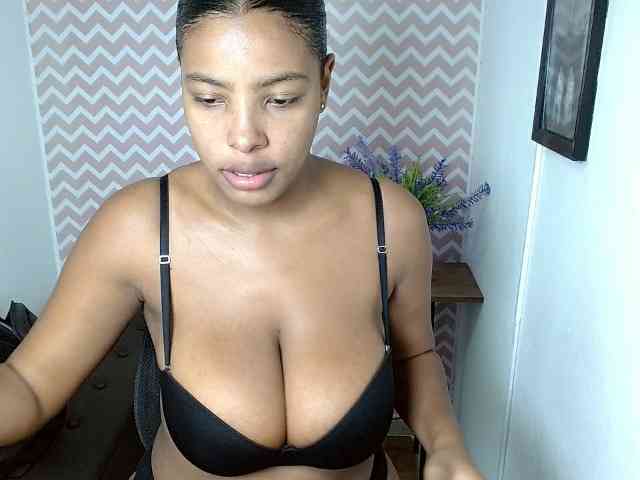 ShantalCarson webcam