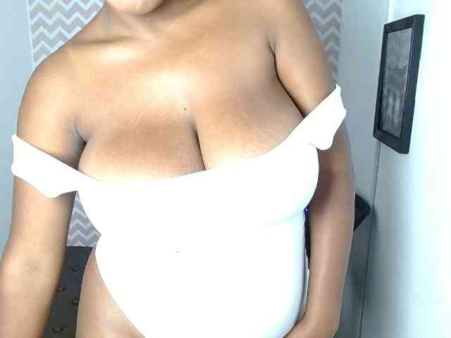 ShantalCarson webcam
