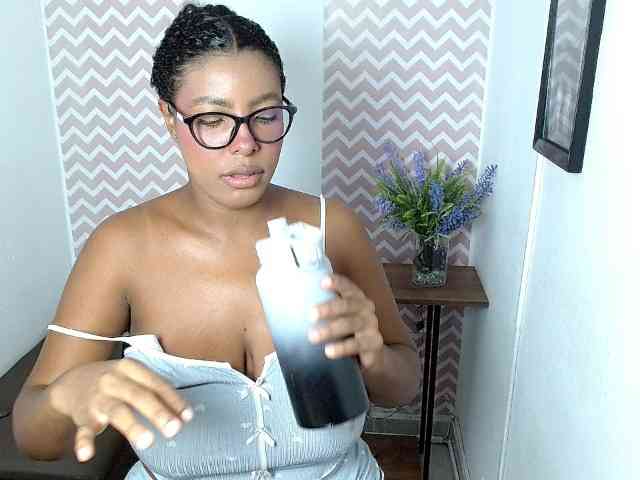 ShantalCarson webcam