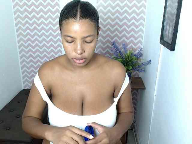 ShantalCarson webcam