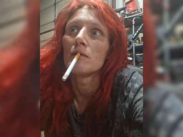 Tastypeach8969 webcam