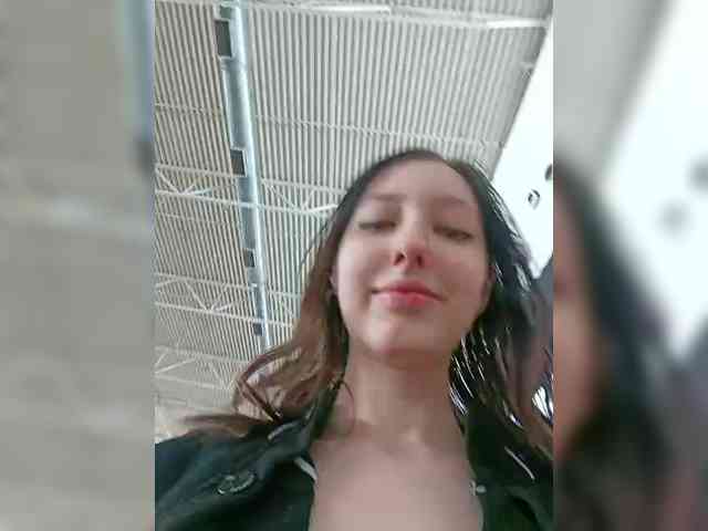 EmySnape webcam