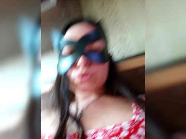 AlisaAres webcam