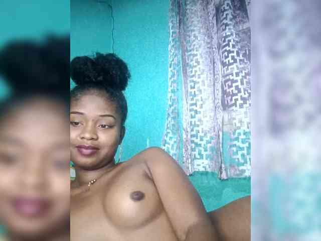 Model: Mireille55
