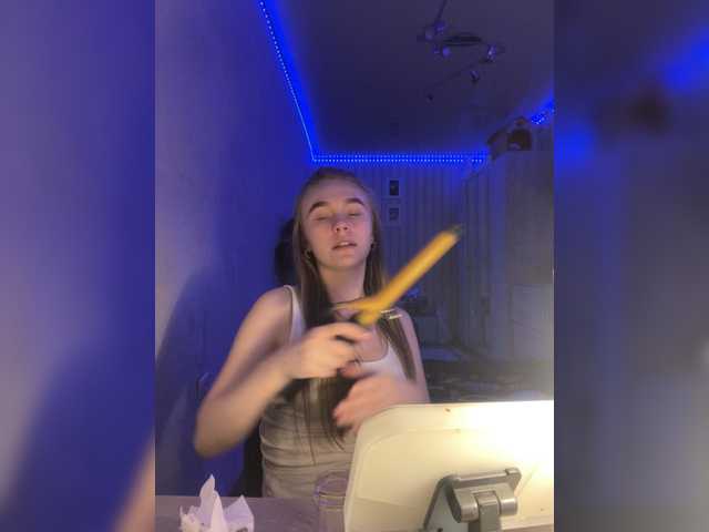 Melissashineee