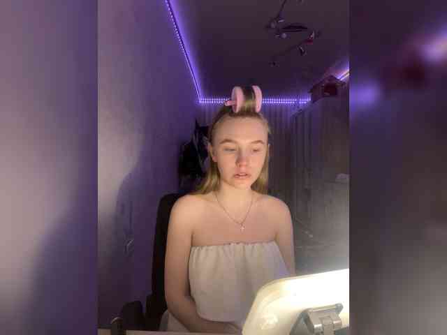 Melissashineee webcam