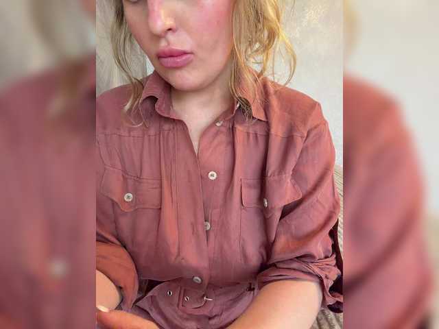 Mila_sisi live webcam show