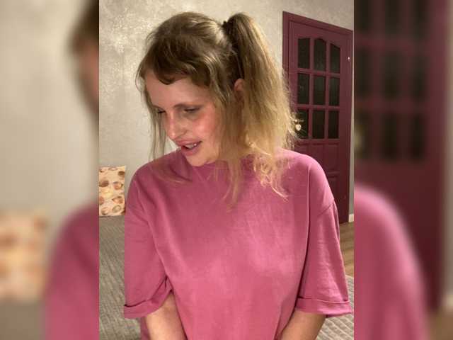 Mila_sisi live cam preview