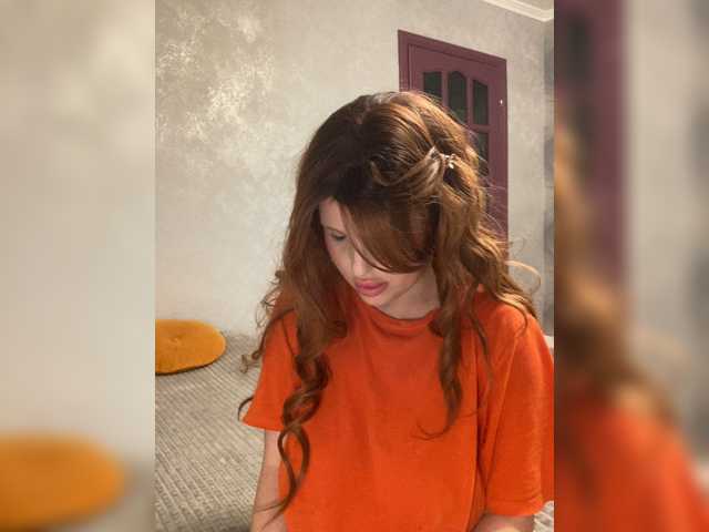 Milana40 live cam on BongaCams