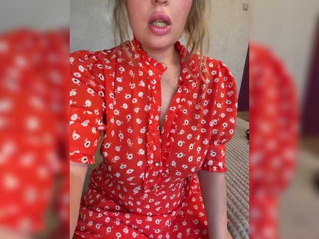 Milana40 live cam on BongaCams