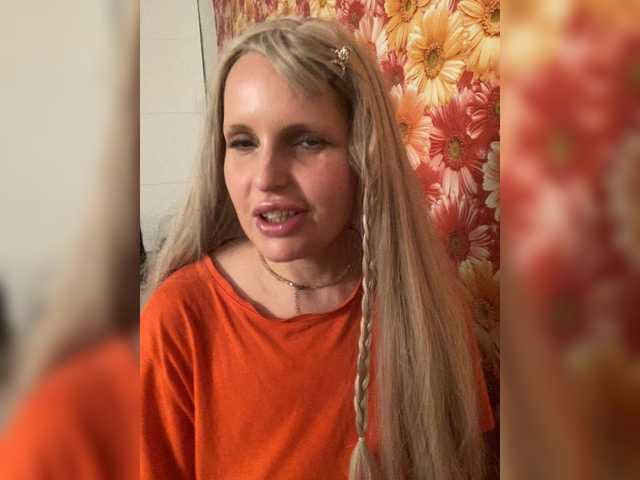 milana40 live show