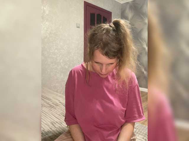 Milana40 live cam on BongaCams