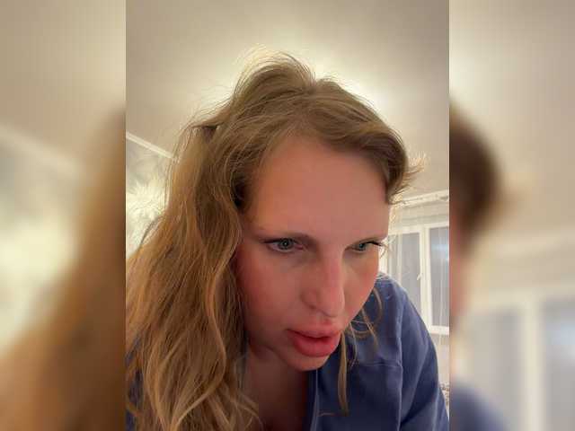 Mila_sisi live webcam show
