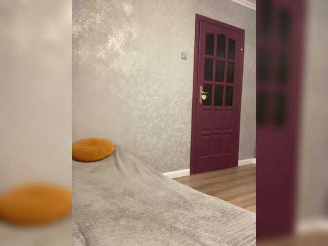 Milana40 live cam on BongaCams