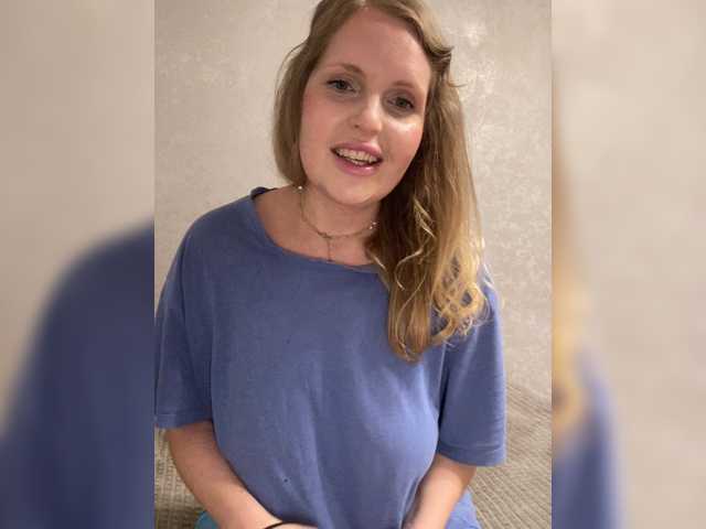 Milana40 live cam on BongaCams