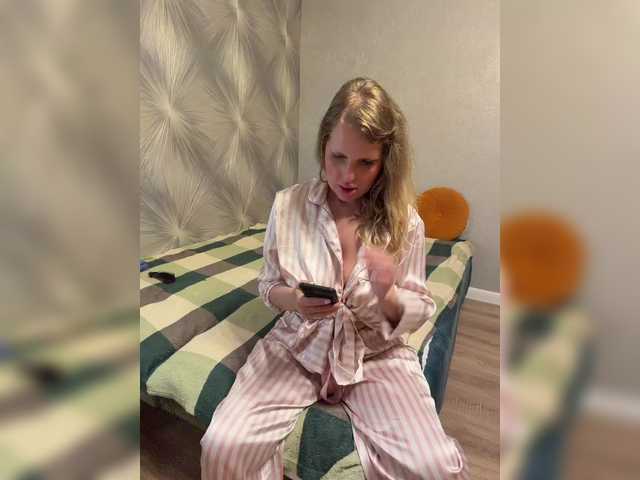 Milana40 Cam en directo en BongaCams