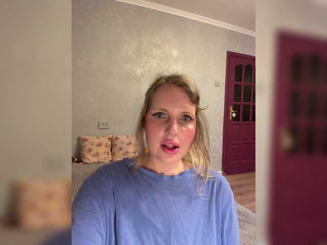 Milana40 live cam on BongaCams