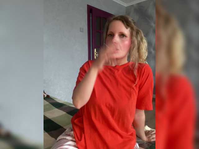 Milana40 live cam on BongaCams