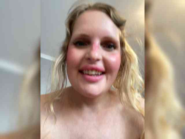 Mila_sisi webcam