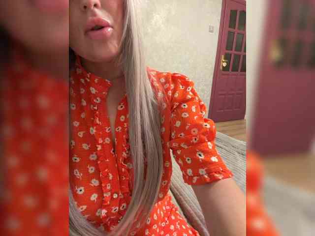 Mila_sisi webcam