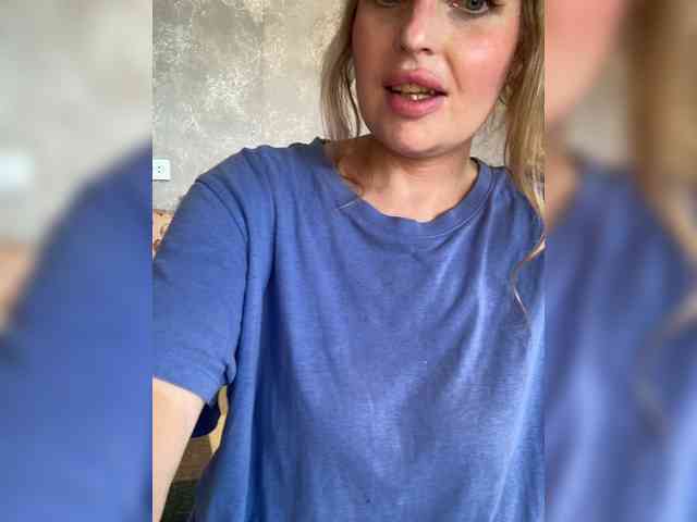 Mila_sisi webcam