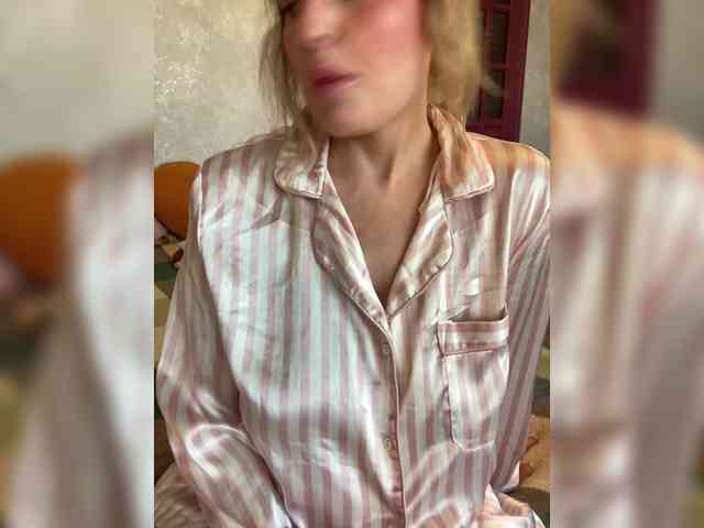 Milana40 Sex Cam Show