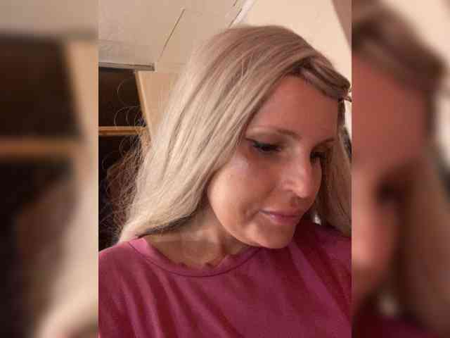 Milena_sisi webcam
