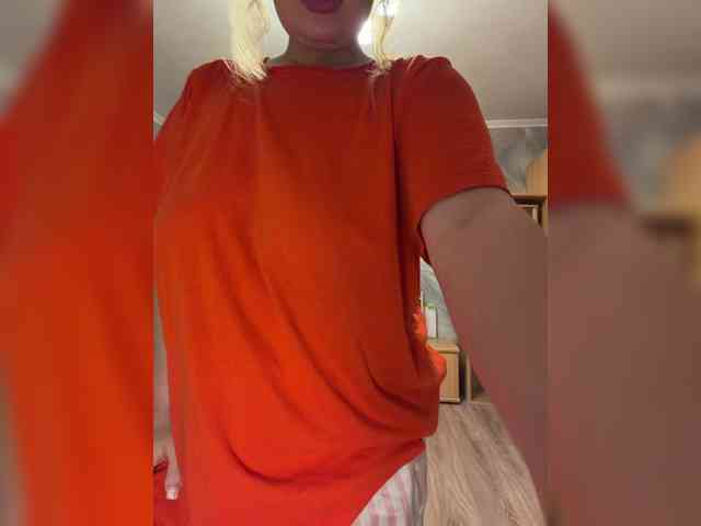 Mila_sisi webcam