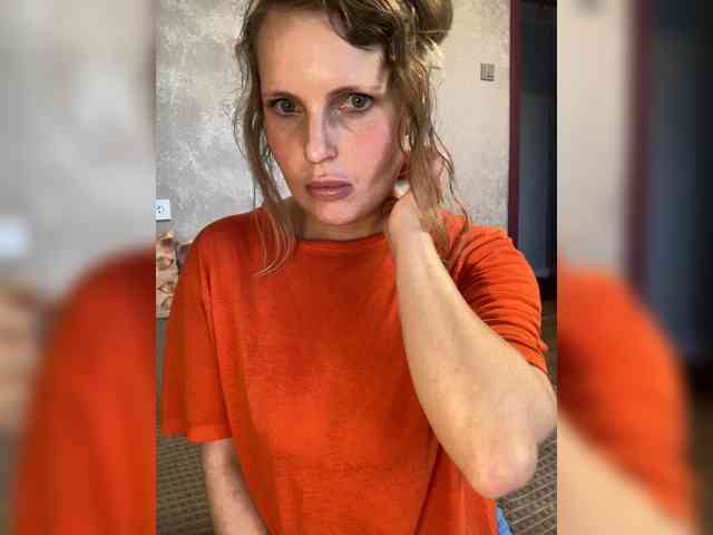 Mila_sisi webcam