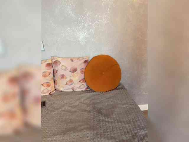 Mila_sisi webcam
