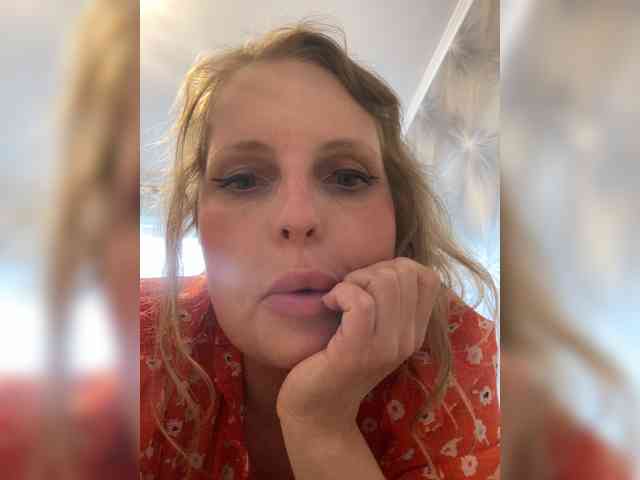 Mila_sisi webcam