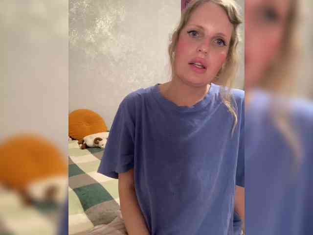 Mila_sisi webcam