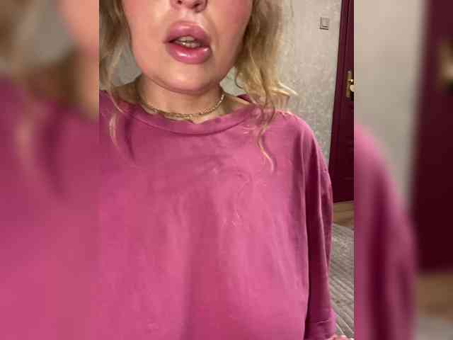 online nude chatroom Milana40