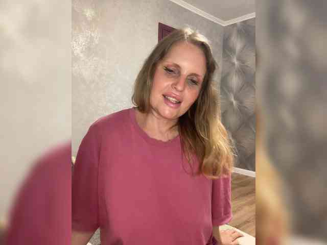 Milana40 Sex Cam Show