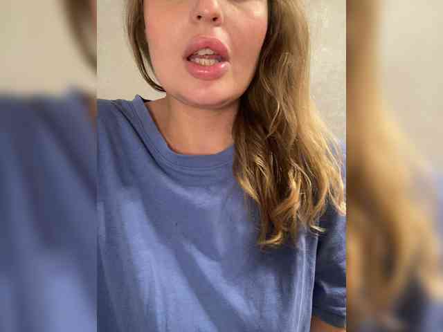 Mila_sisi webcam