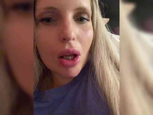 Milana40 Live Webcam on BongaCams