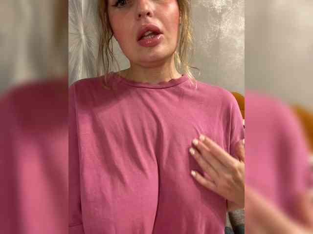 Mila_sisi webcam
