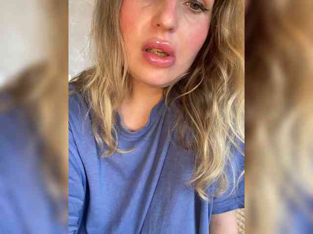 Mila_sisi webcam