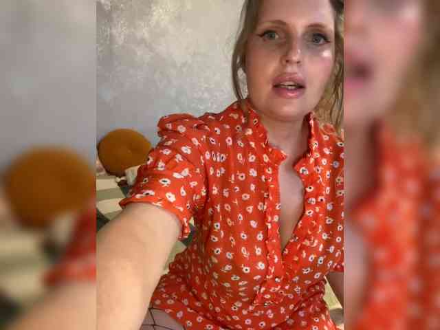 Milana40 Sex Cam Show