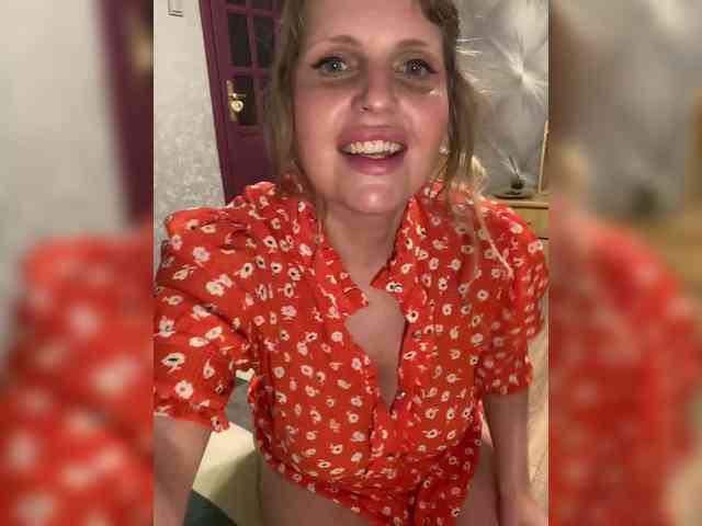 Milana40 Sex Cam Show