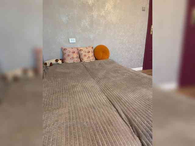 Mila_sisi webcam
