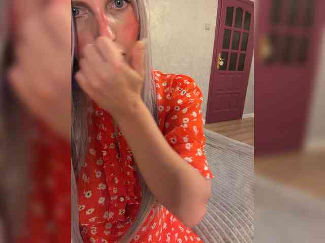 Mila_sisi webcam