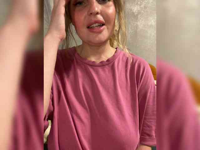 Mila_sisi webcam