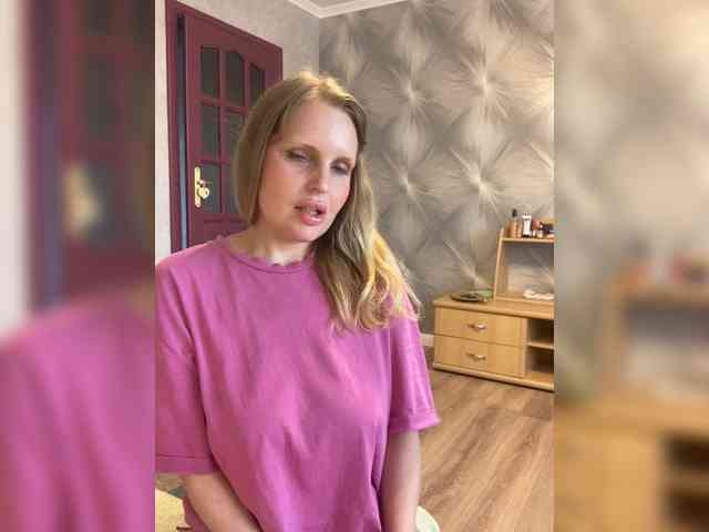 Mila_sisi webcam