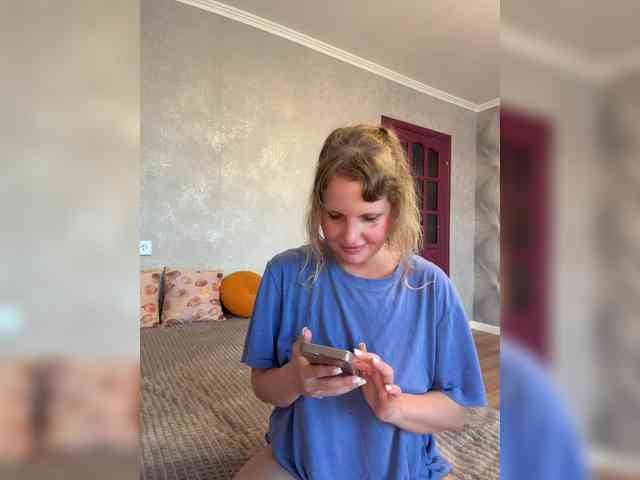 Mila_sisi webcam