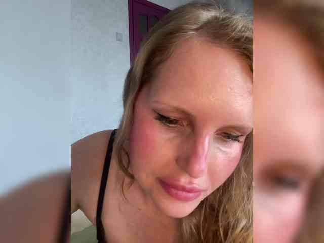 Mila_sisi webcam