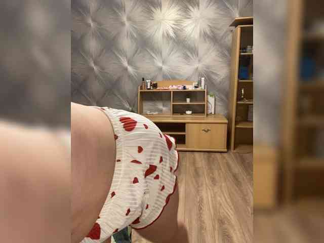Mila_sisi webcam