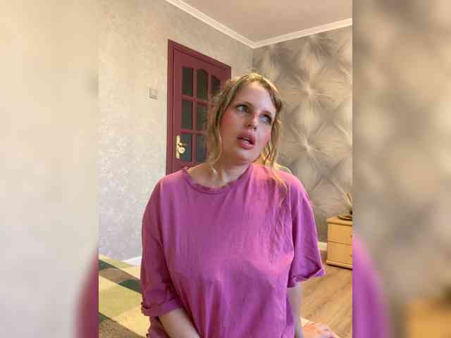 Modèle: Mila_sisi